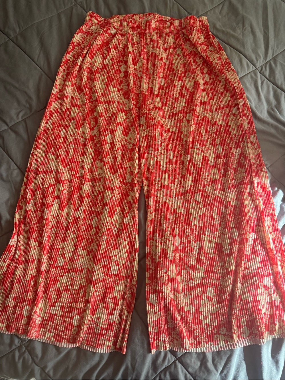 ASOS design Red and Cream Floral Pleated Wide-Leg Pants